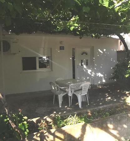 Sobe I Apartmani Marovic Petrovac エクステリア 写真