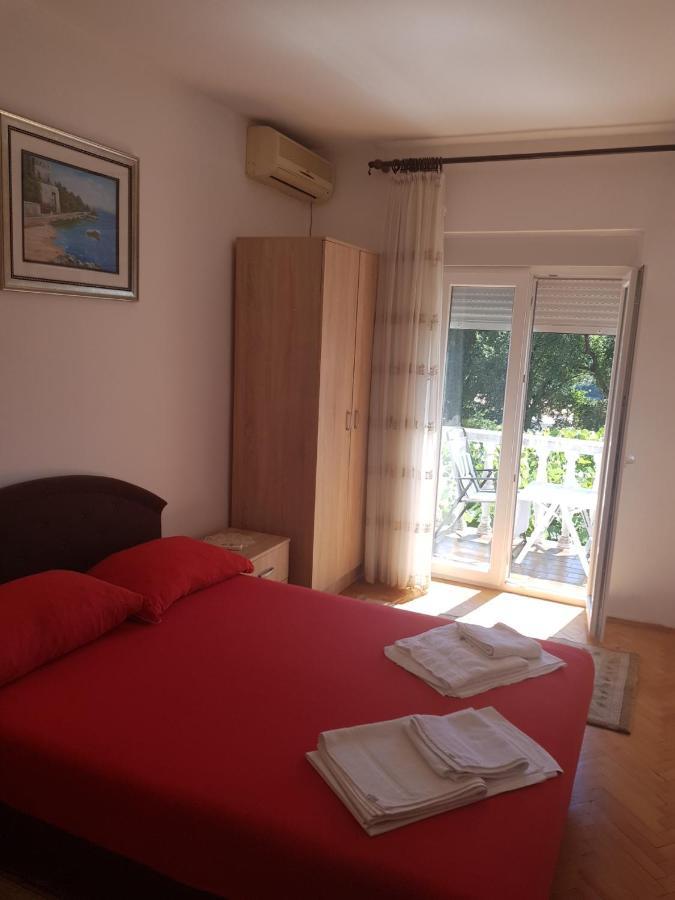 Sobe I Apartmani Marovic Petrovac エクステリア 写真