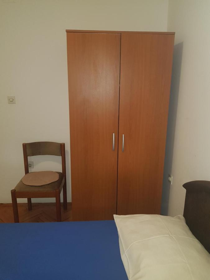 Sobe I Apartmani Marovic Petrovac エクステリア 写真