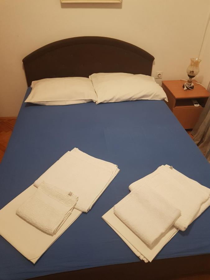 Sobe I Apartmani Marovic Petrovac エクステリア 写真