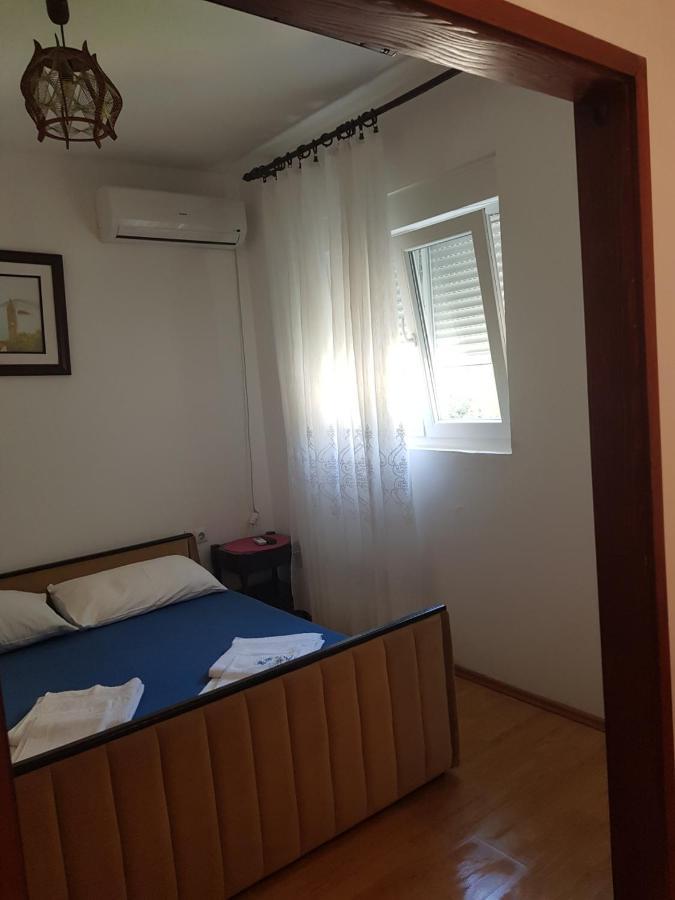 Sobe I Apartmani Marovic Petrovac エクステリア 写真