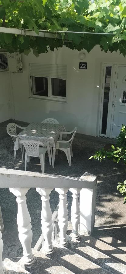 Sobe I Apartmani Marovic Petrovac エクステリア 写真