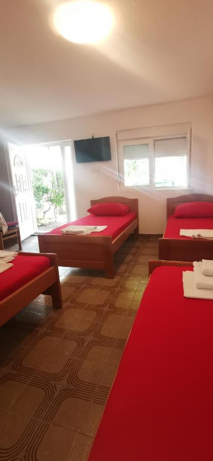Sobe I Apartmani Marovic Petrovac エクステリア 写真