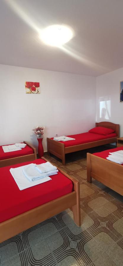 Sobe I Apartmani Marovic Petrovac エクステリア 写真