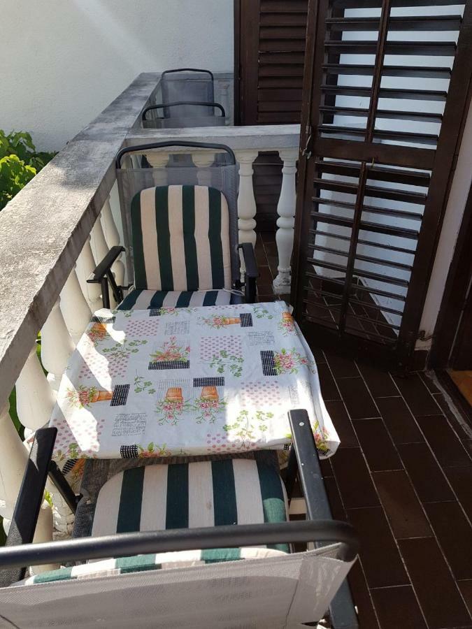 Sobe I Apartmani Marovic Petrovac エクステリア 写真