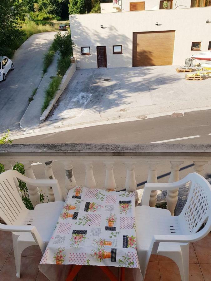 Sobe I Apartmani Marovic Petrovac エクステリア 写真